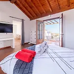 Vila Vv Siray Pool & Play - 3 Bed