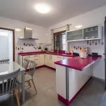 Vila Vv Siray Pool & Play - 3 Bed *