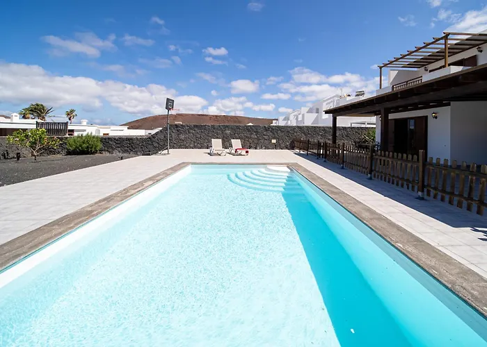 Villa Vv By Hh Yaiza (Lanzarote)