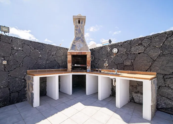 Vv By Hh * Yaiza (Lanzarote)