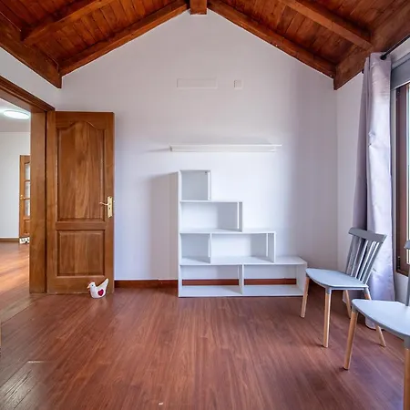 ヴィラ Vv By Hh ヤイサ